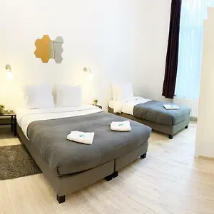 3* Maison d'hôtes Hive Midi Center